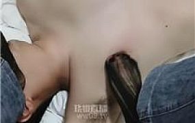 【乂乂女王】黑丝脚踩地毯奴 JS251209-23