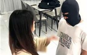 【兮瑶】狠抽耳光强迫伺候 JS251130-47