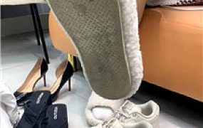 【小懿】跪舔脏鞋    251215-11