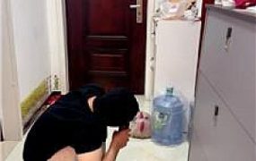 【蜜糖情侣】臭脚丫挑逗绿帽奴 JS251214-36