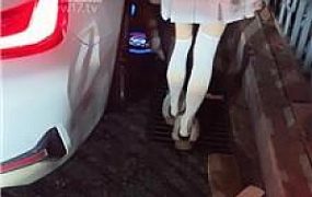 【萝莉收割机】车内调-白袜辱 JS260105-3