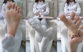 【啦啦啦】运动鞋白袜女巨人专访 ACYC-4431