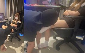 【小鲨鱼殿下】AJ踩手羞辱 YC-250314-7(1)