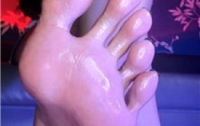 【雅雅】油足诱惑    260113-33