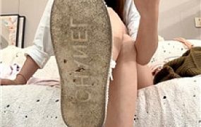 【萱子】小白鞋白袜寸止憋羞辱    260117-23